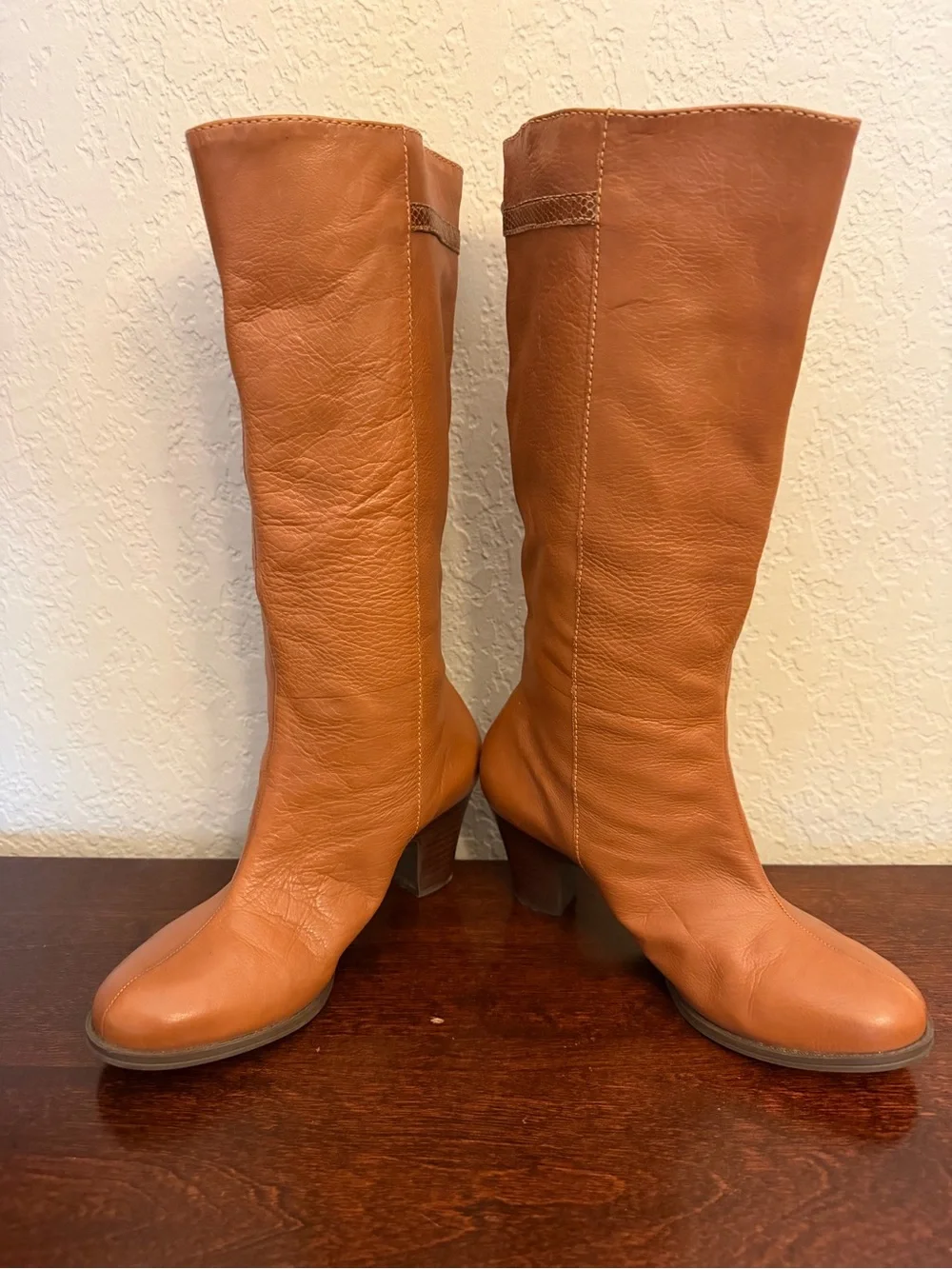 Nurture Lucia Boots Women's Size 8M Pebble English Tan Leather Knee High PullOn